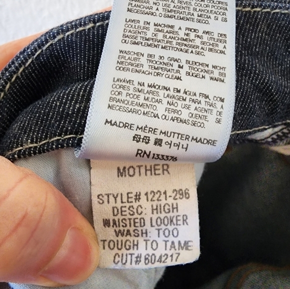 MOTHER Too Tough to Tame High-Waisted  Looker Jeans 26 - Picture 8 of 8